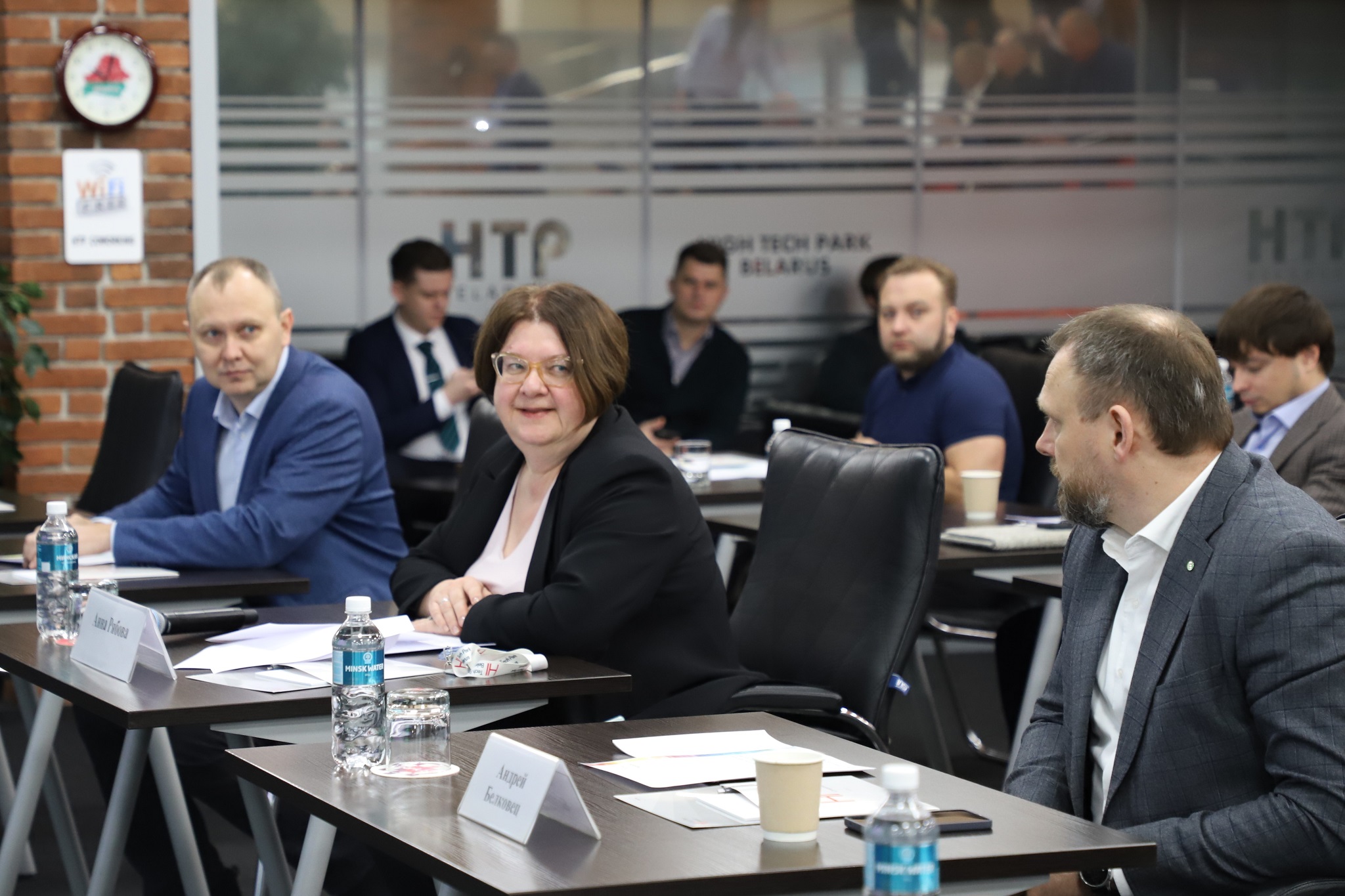 20 10 президиум .JPG