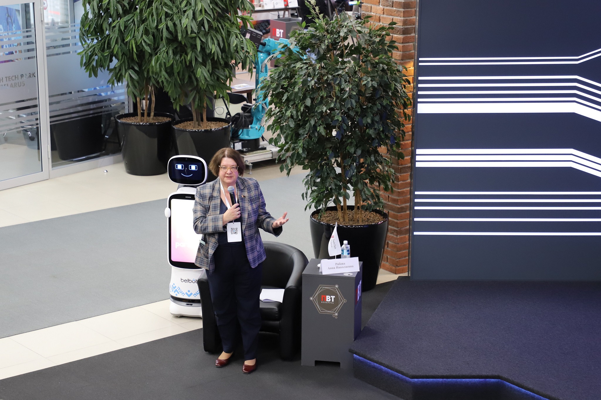 11 02 4.jpg 11 02 4.jpg