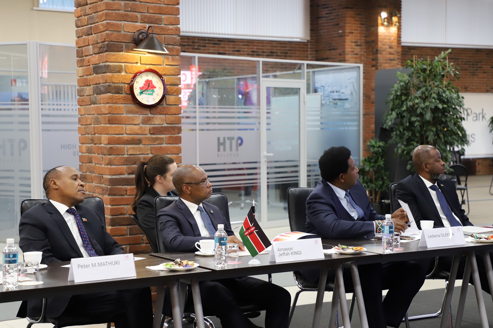 Кения делегация .JPG